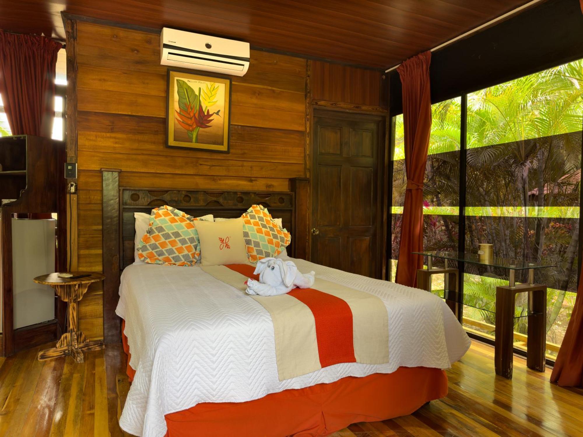 Hotel Heliconias Nature & Hot Springs La Fortuna